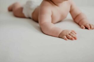 why is my newborn still hungry after feeding